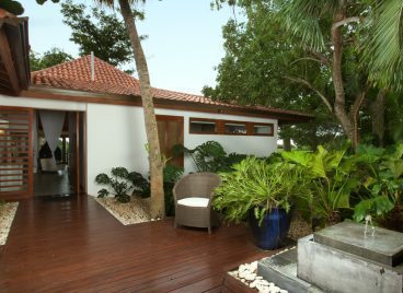 Casa de Campo Villa Exterior Entrance and Garden