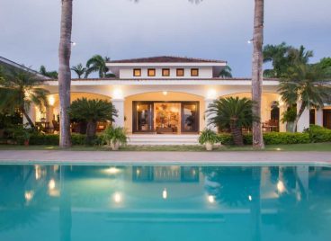 Casa de Campo Villa Exterior With Pool and Lounge Area