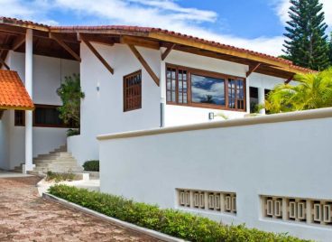 Casa de Campo Villa Exterior Entrance