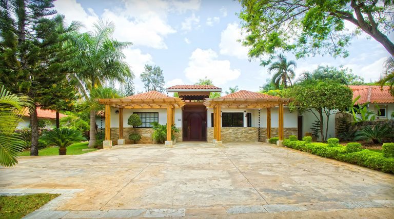 Casa de Campo Villa Exterior Entrance and Garden