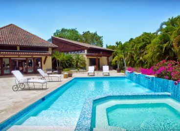 Casa de Campo Villa Exterior With Pool and Lounge Area